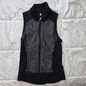 Alo Yoga Lakeside Vest NWT